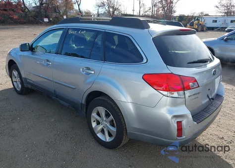 2013 Subaru Outback 3.6R Limited из США, поврежденный, VIN 4S4BRDKC6D2215837